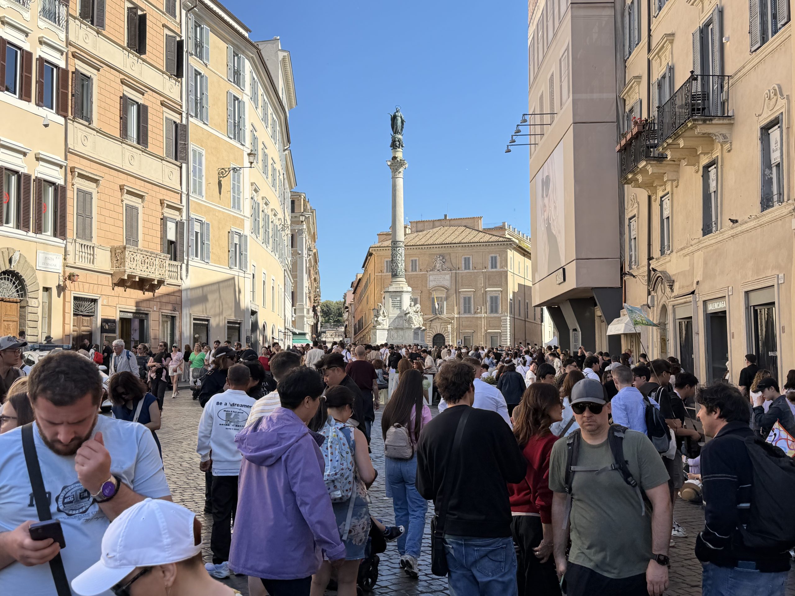 Via Condotti verso la Colonna dell'Immacolata